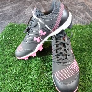 Under Armour Track and Spike Shoes size 8.5